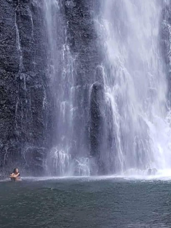 Waterfall massage