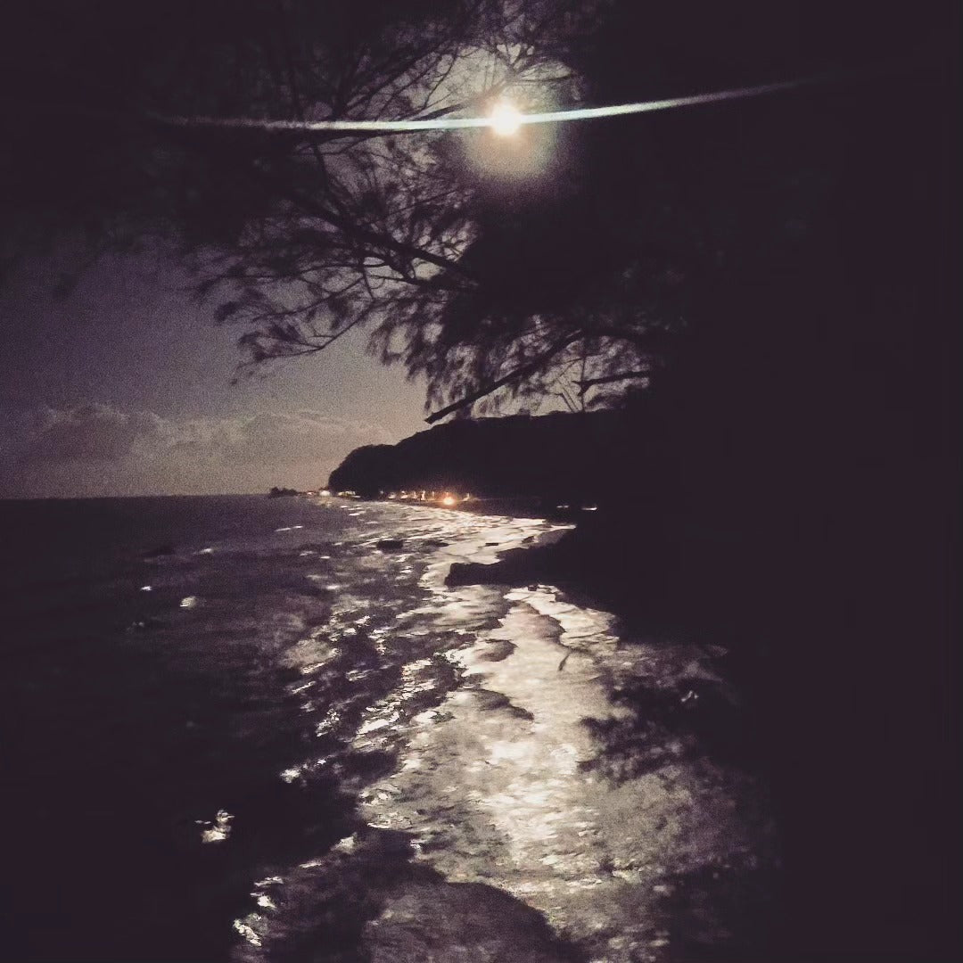 Full moon massage