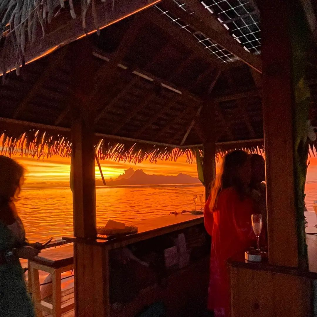 Sunset massage sur l'eau avec Vaimareva